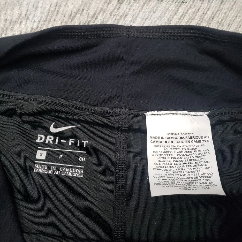 Nike Skort Women Small Black Dri-Fit Tennis Golf Pull On Outdoors Sports